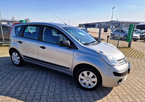 Nissan Note cena 12900 przebieg: 153000, rok produkcji 2006 z Kutno małe 631